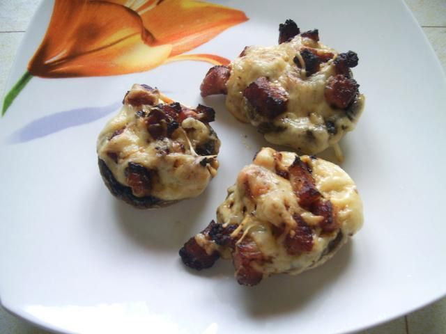 Nadziewane pieczarki Nadziewane pieczarki