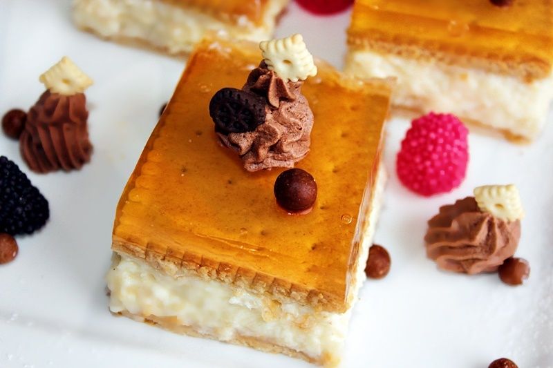 Najłatwiejszy sernik na zimno z galaretką