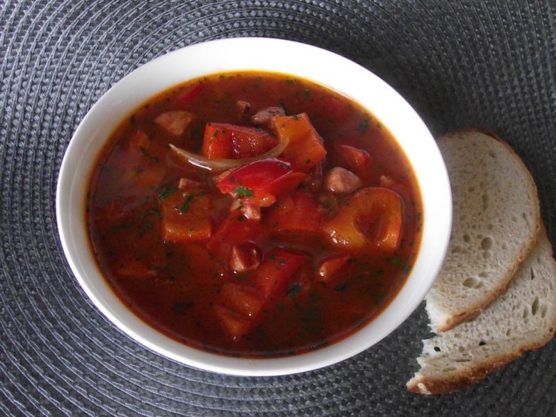 Najprostsze aromatyczne leczo z natką pietruszki