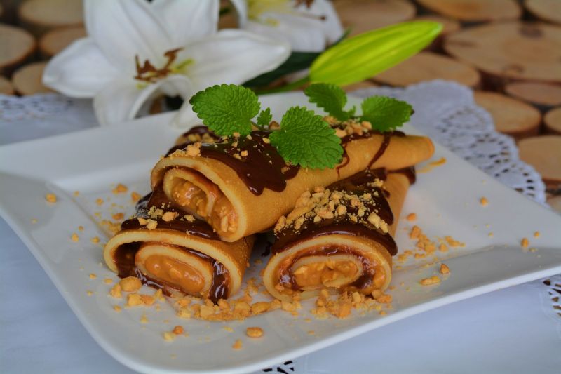 Naleśniki a la snikers  Naleśniki a la snikers