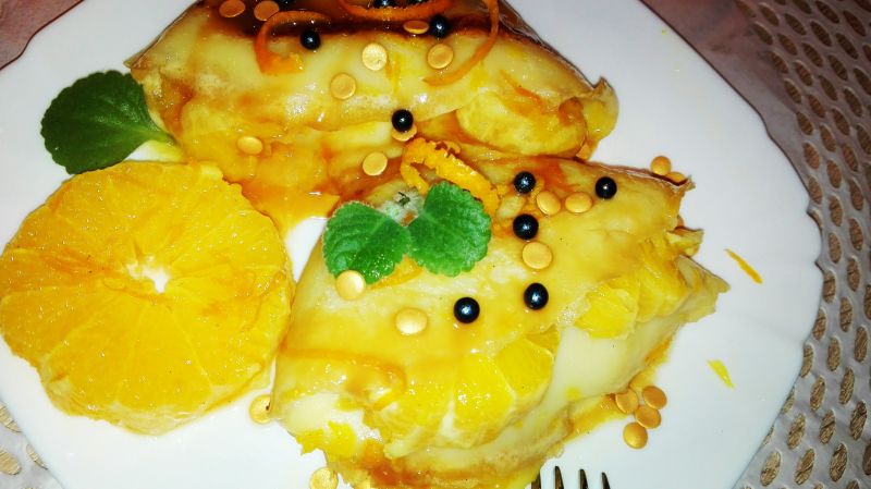 Naleśniki budyniowe z pomarańczą Naleśniki budyniowe z pomarańczą