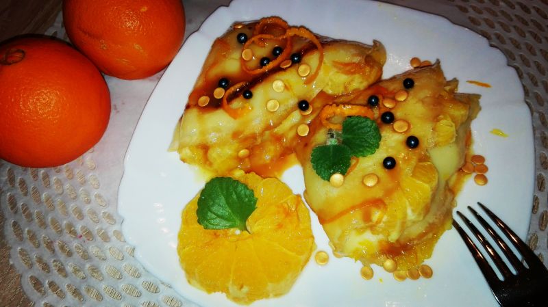 Naleśniki budyniowe z pomarańczą Naleśniki budyniowe z pomarańczą