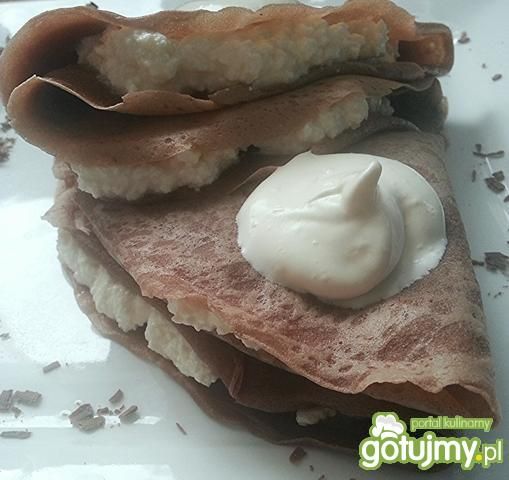 Naleśniki kakaowe z twarogiem Naleśniki kakaowe z twarogiem