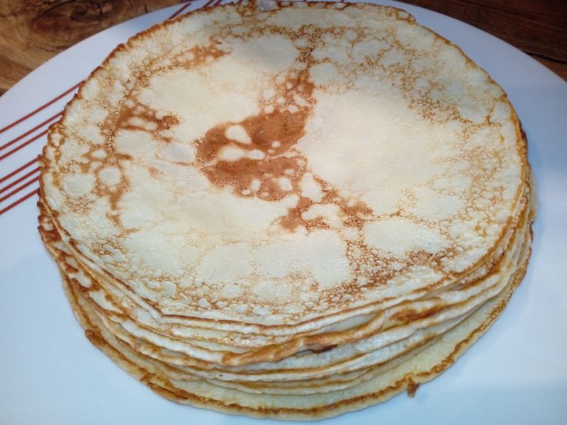 Naleśniki maślane z kokosową nutą Naleśniki maślane z kokosową nutą