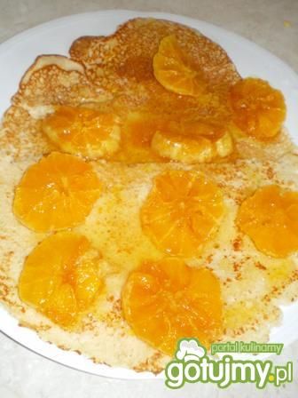 Naleśniki pełnoziarniste z pomarańczami Naleśniki pełnoziarniste z pomarańczami