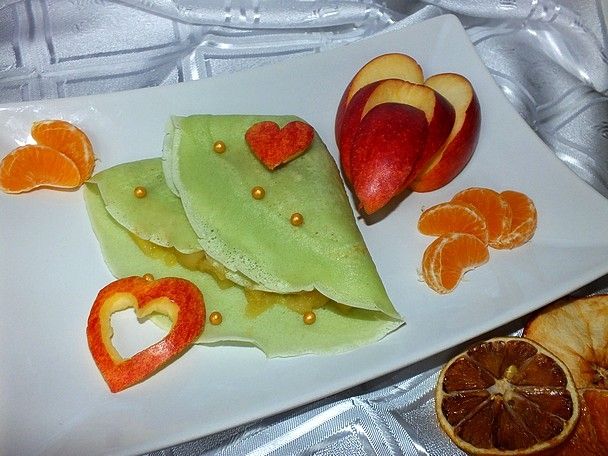 Naleśniki "Winne, zielone jabłuszko"