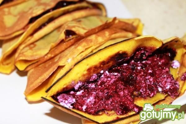 Naleśniki z curry jagodami i serem