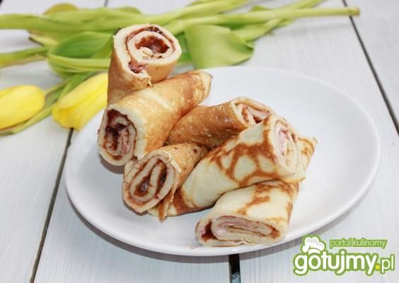 Naleśniki z dodatkami 