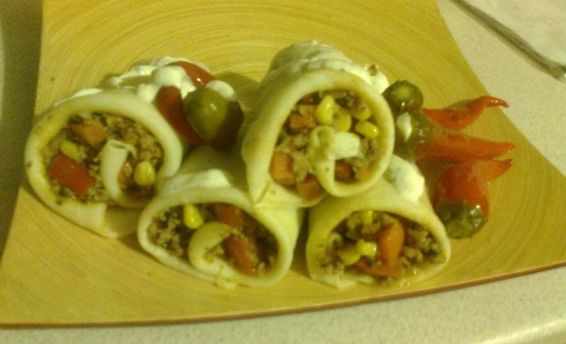 Naleśniki z farszem meksykańskim Naleśniki z farszem meksykańskim