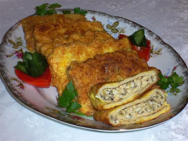 Naleśniki z farszem pieczarkowo-jajeczny