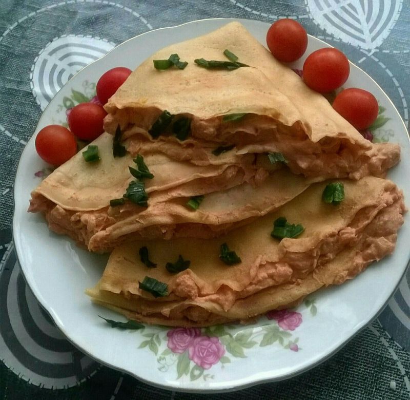 Naleśniki z farszem twarogowym z cieciorką Naleśniki z farszem twarogowym z cieciorką