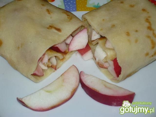 Naleśniki z jabłkami