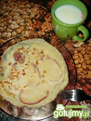 naleśniki z jabłkami. naleśniki z jabłkami.