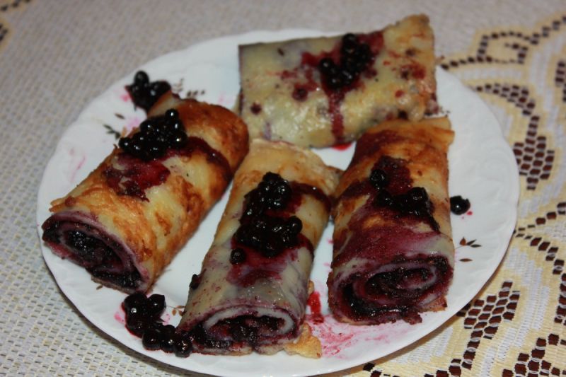 Naleśniki z jagodami 
