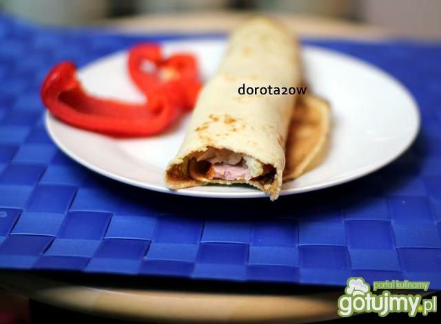 Naleśniki z kiełbasą i kalafiorem