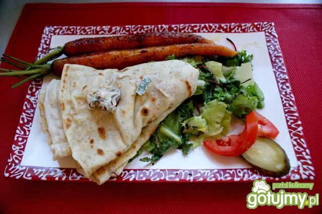 Naleśniki z kurkami i pikantną marchewką Naleśniki z kurkami i pikantną marchewką