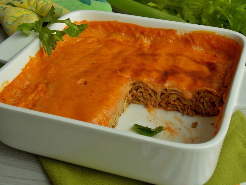 Naleśniki z mięsem mielonym pod beszamelem