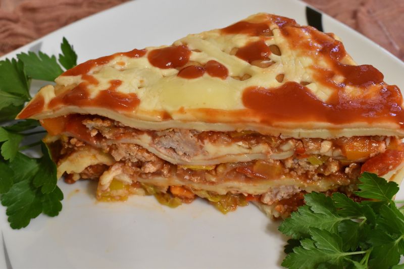 Naleśniki z młodą kapustą Naleśniki z młodą kapustą