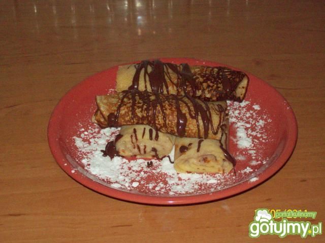 Naleśniki z musem ze świeżych owoców