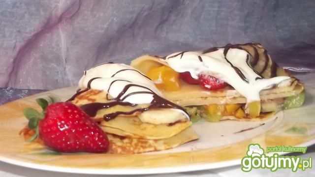 Naleśniki z owocami 3