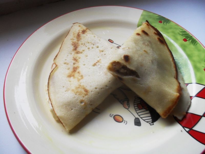 Naleśniki z płatkami owsianymi Naleśniki z płatkami owsianymi