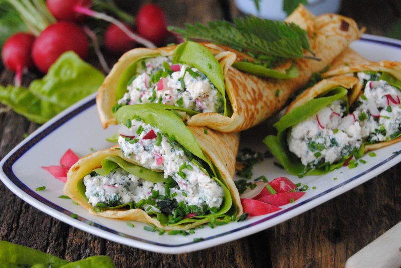 Naleśniki z pokrzywowym twarożkiem