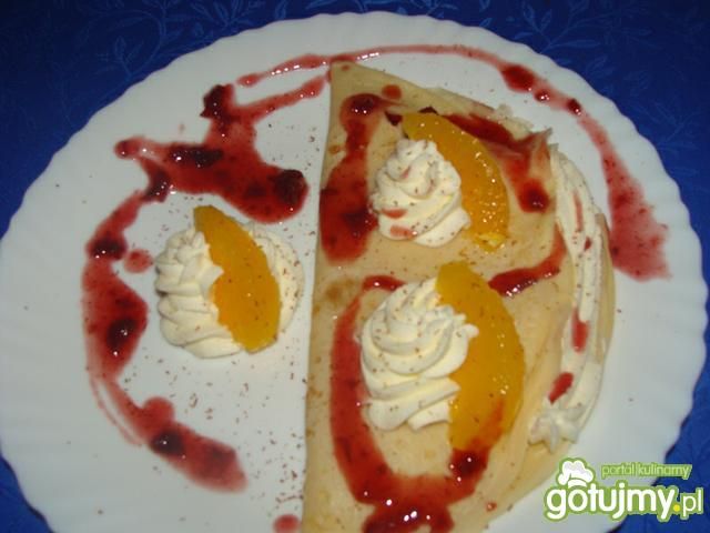 Naleśniki z pomarańczowym serkiem