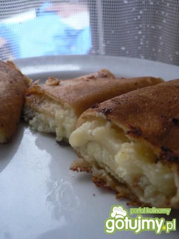 Naleśniki z ruskim farszem  Naleśniki z ruskim farszem