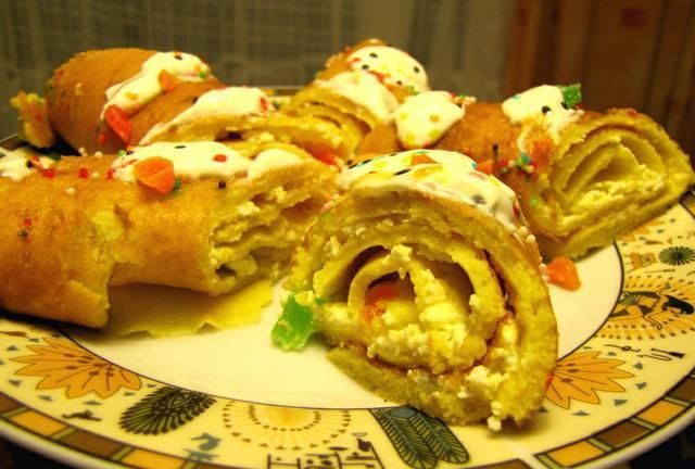 Naleśniki z serem i owocami kandyzowanym Naleśniki z serem i owocami kandyzowanym