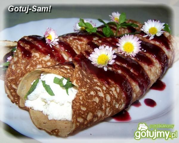 Naleśniki z serem, miętą i stokrotką  Naleśniki z serem, miętą i stokrotką