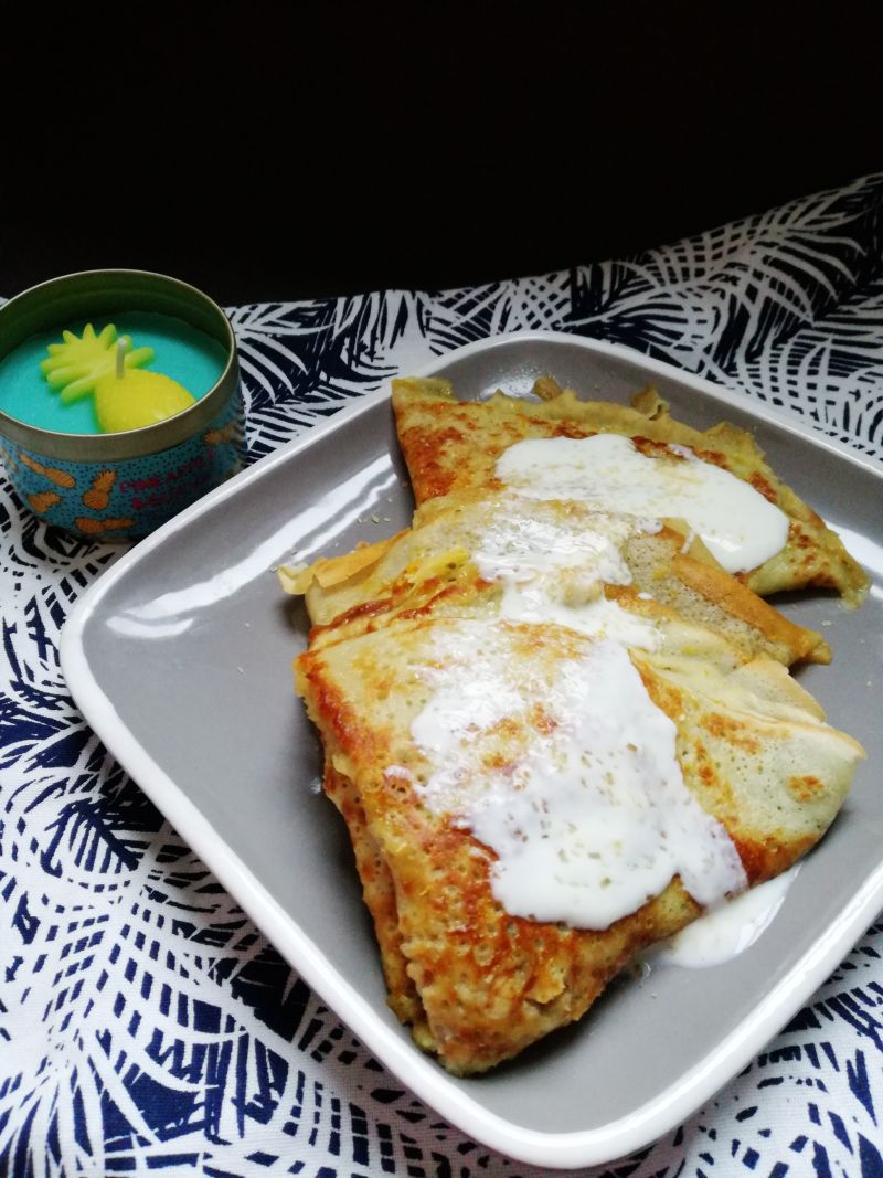 Naleśniki z serem w sosie pomarańczowym