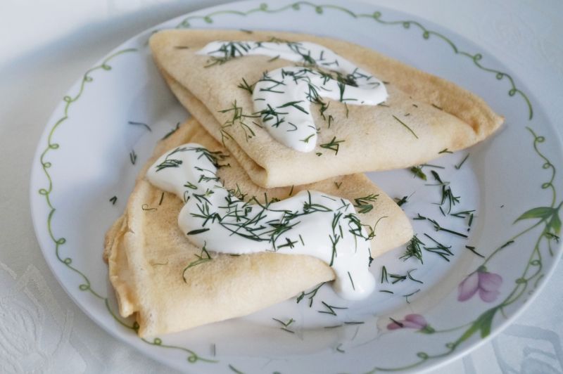 Naleśniki z twarogiem i soczewicą