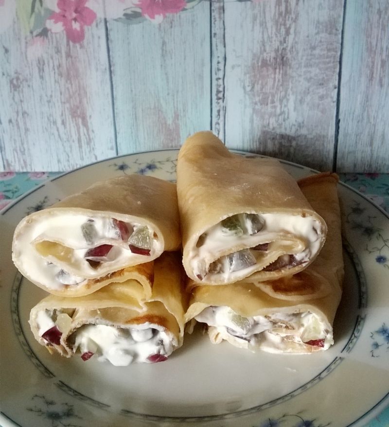 Naleśniki z winogronami Naleśniki z winogronami