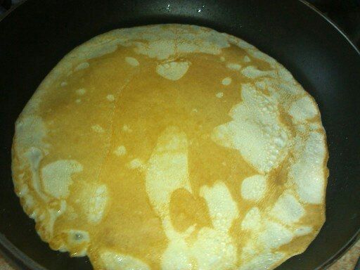 Naleśniki z wodą mineralną 