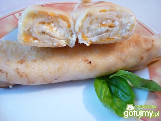 Naleśniki z ziemniakami i serem Naleśniki z ziemniakami i serem