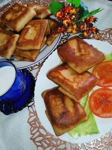 Naleśniki zasmażane z płuckami wieprzowymi. Naleśniki zasmażane z płuckami wieprzowymi.