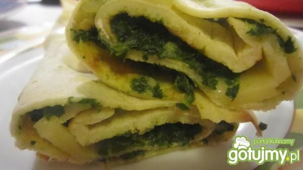 Naleśniki ze szpinakiem 3 Naleśniki ze szpinakiem 3