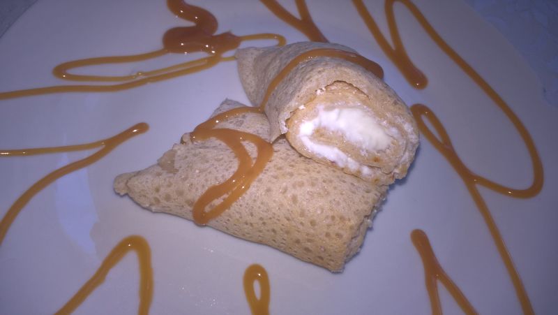 Naleśniki żytnio-pszenne z serem Naleśniki żytnio-pszenne z serem