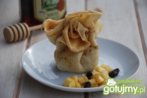 Naleśnikowe sakiewki z jabłkami