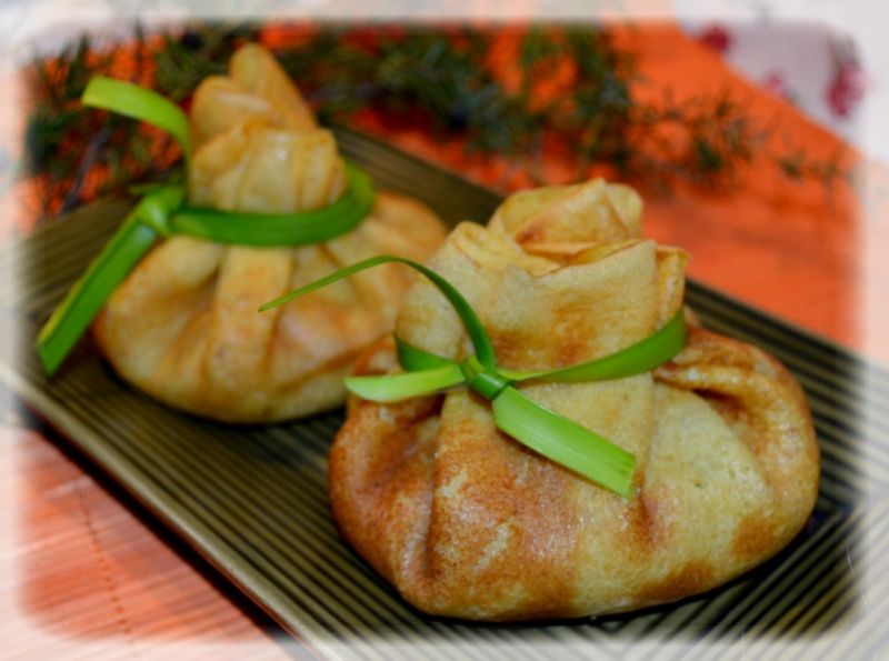 Naleśnikowe sakiewki z warzywami Naleśnikowe sakiewki z warzywami