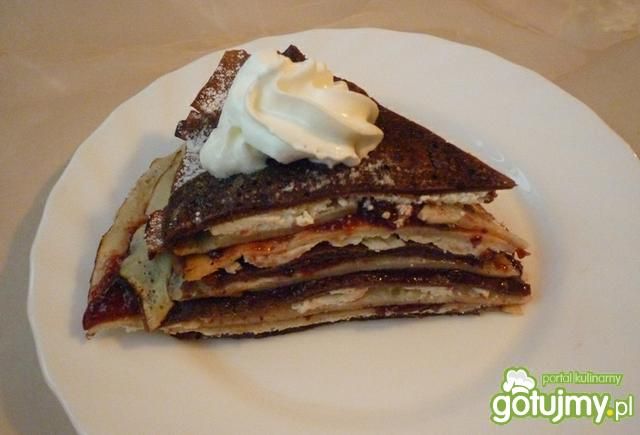 Naleśnikowy, kolorowy przekładaniec 