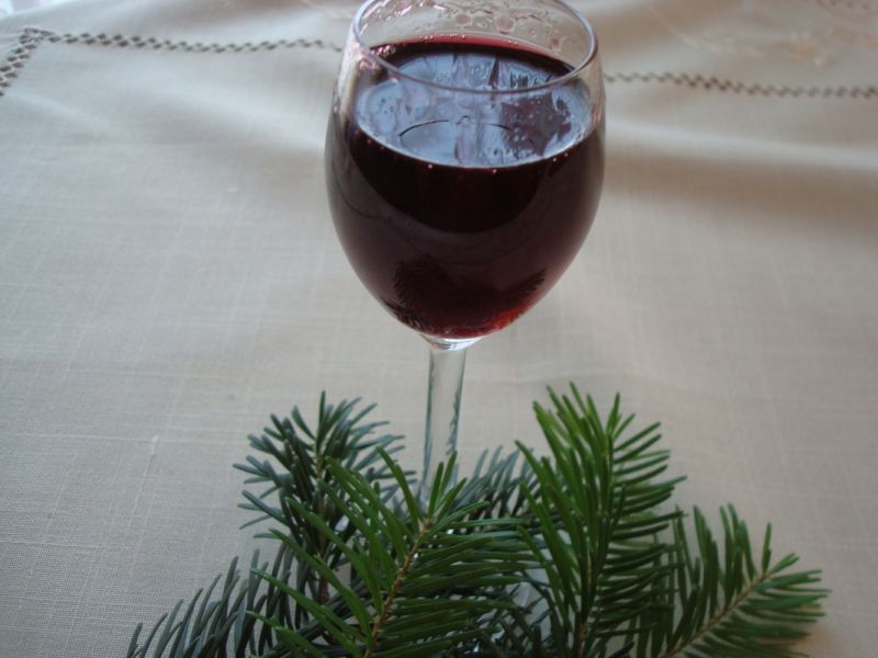 Nalewka aroniowa Nalewka aroniowa