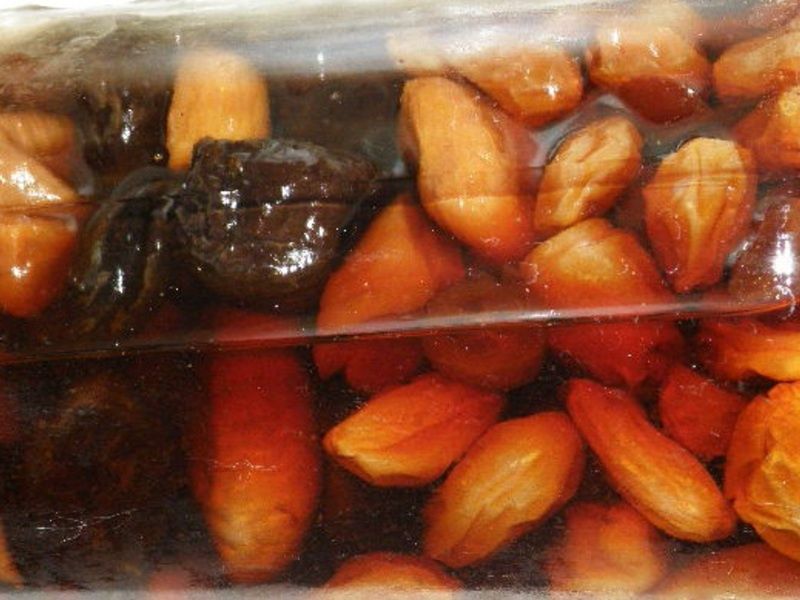 Nalewka bakaliowa Nalewka bakaliowa