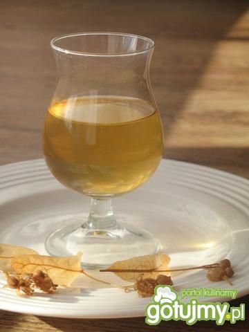 Nalewka lipowa Nalewka lipowa