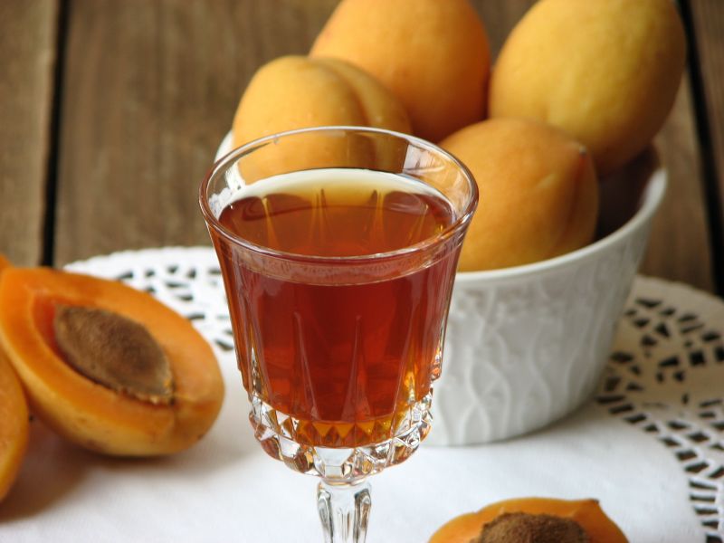 Nalewka morelowa Nalewka morelowa