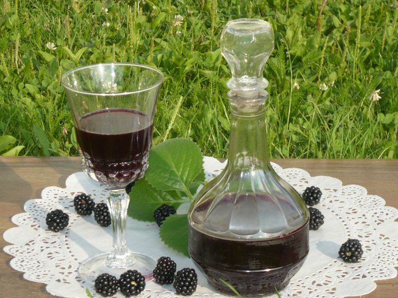 Nalewka na jeżynach