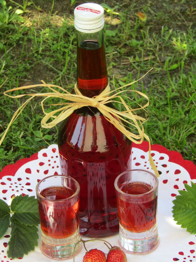 Nalewka truskawkowa Nalewka truskawkowa