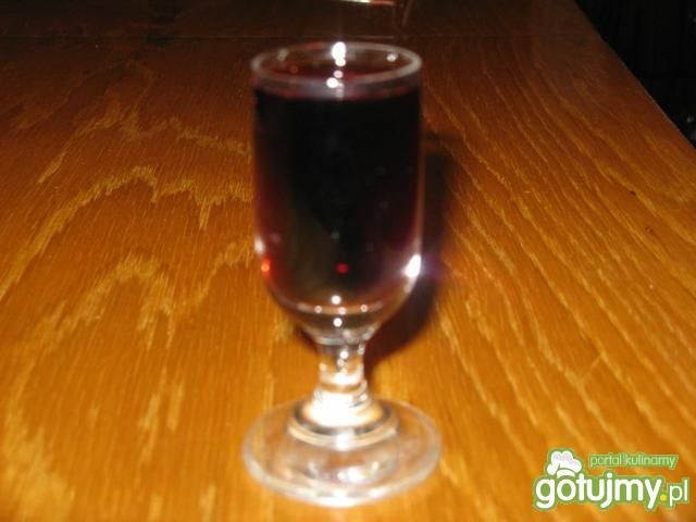 Nalewka z aroni Nalewka z aroni