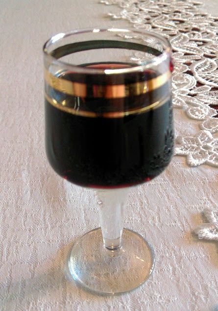 Nalewka z czarnrj porzeczki Nalewka z czarnrj porzeczki