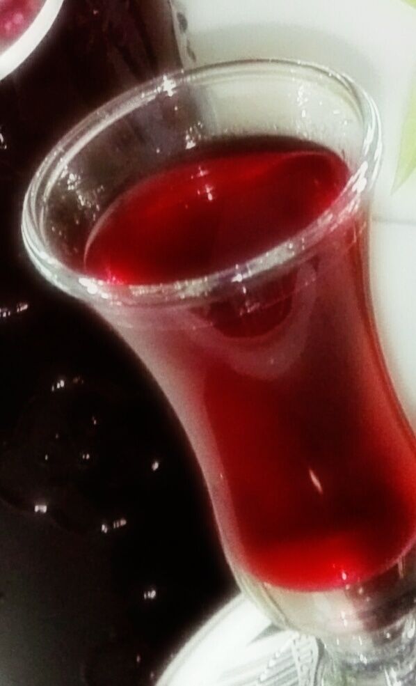 Nalewka z czerwonej porzeczki